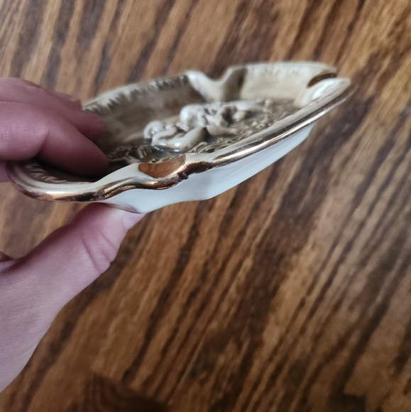 R. CAPODIMONTE VINTAGE ASHTRAY ITALY - Picture 7 of 13